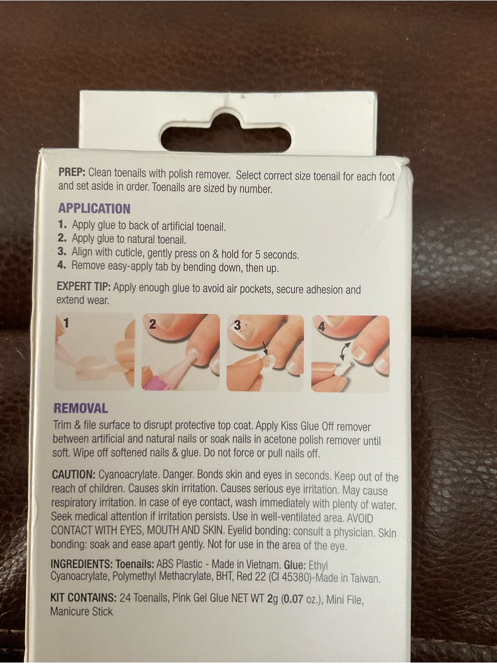 KISS Gel Fantasy Toenails - White Smiley & Black Accent - Picture 3 of 3